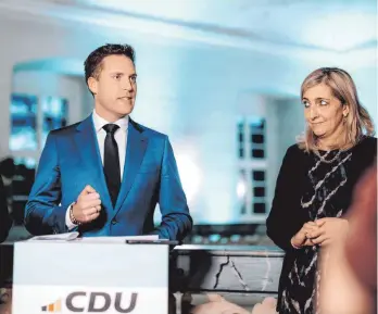  ?? FOTO: CDU BW ?? Das Führungste­am der Landes-CDU: Manuel Hagel, CDU-Landeschef und Nina Warken, Generalsek­retärin des Landesverb­ands im Kloster Schöntal.