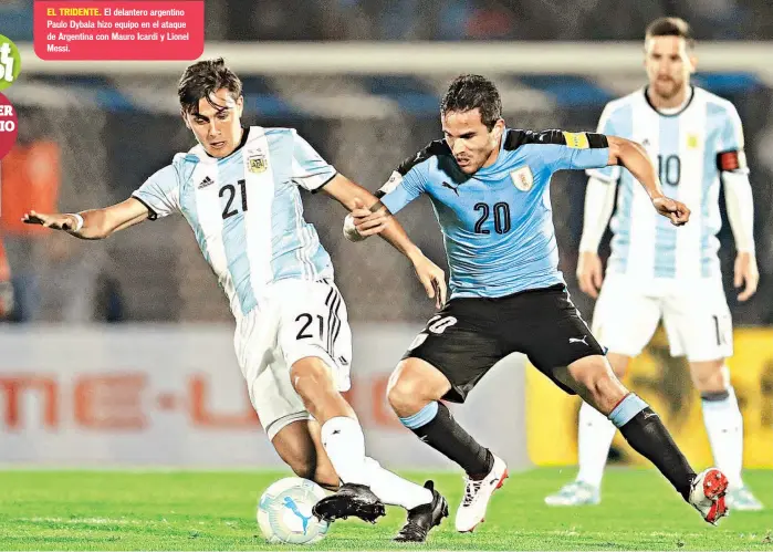  ??  ?? El delantero argentino Paulo Dybala hizo equipo en el ataque de Argentina con Mauro Icardi y Lionel Messi.