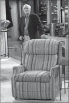  ?? REED SAXON/AP ?? In this March 23, 2004 file photo, John Mahoney, who starred as Martin Crane, appears on the set during the filming of the final episode of “Frasier” in Los Angeles.