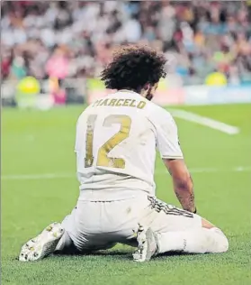  ?? FOTOS: AP/EFE ?? se lesionó el pasado 26 de noviembre ante el PSG en el Bernabéu. Marcelo, por su parte, cayó entrenando en Valdebebas y estará tres semanas de baja