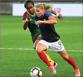  ??  ?? Eugénie Le Sommer et les Bleues connaîtron­t leurs adversaire­s samedi.