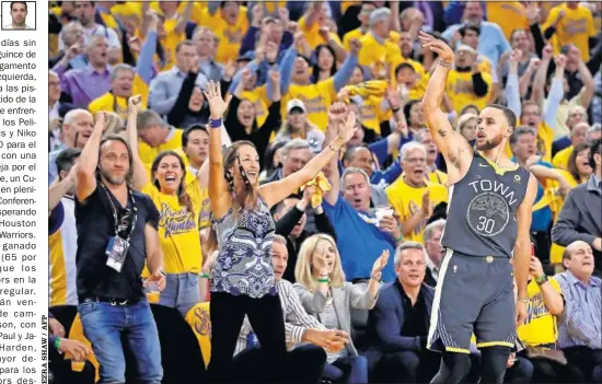  ??  ?? EUFORIA. El Oracle Arena, eufórico tras un triple de Stephen Curry.