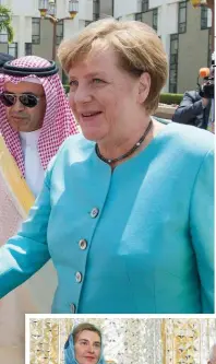  ??  ?? ANGELA NON SI VELA, FEDERICA SÌ A sinistra, Angela Merkel, 62, a capo scoperto, col principe saudita Mohammed Bin Nayef, 57. Sotto, Federica Mogherini, 43, coperta per l’incontro col ministro degli Esteri iraniano Javad Zarif, 57.