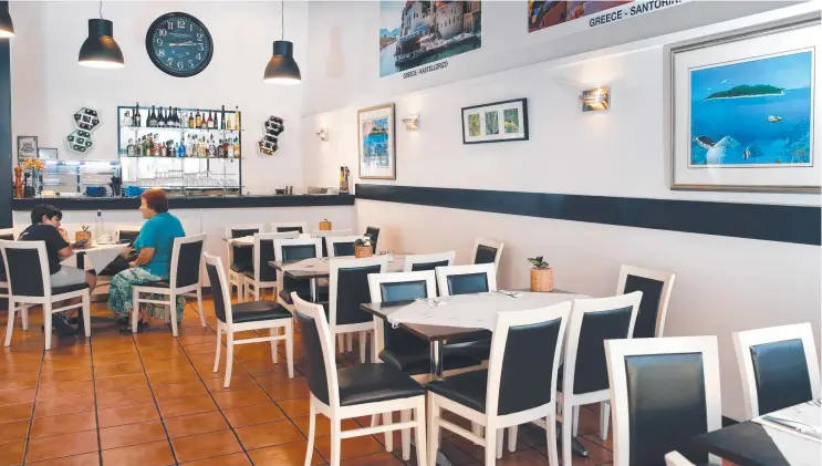  ?? Picture: ANNA ROGERS ?? GREECE IS THE WORD: The owners of Odyssey Kitchen in Shield St are selling the taverna, which has the ability to seat about 80 people inside and out.
