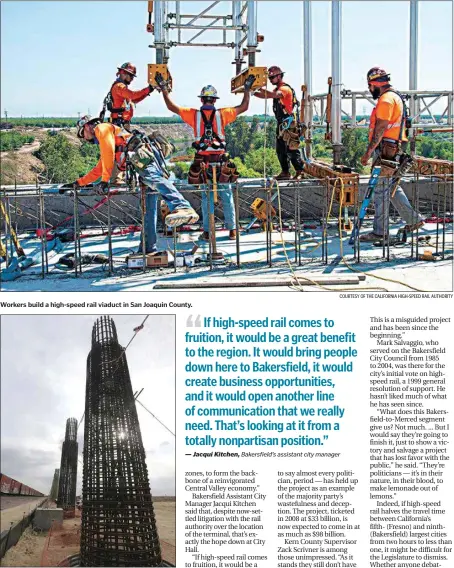  ?? ALEX HORVATH / THE CALIFORNIA­N COURTESY OF THE CALIFORNIA HIGH-SPEED RAIL AUTHORITY ?? Workers build a high-speed rail viaduct in San Joaquin County.
The November sun shines through a heavy-gauge rebar column constructe­d by iron workers, making them ready for cement. California Rail Builders is the general contractor building concrete pillars to support viaducts for California’s high-speed rail project at Highway 43 south of Wasco.