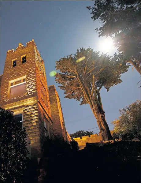 ?? PHOTO BY ROBERT AZZARO FOR THE SAM MAZZA FOUNDATION ?? Sam’s Castle in Pacifica was built by the McCloskey family of San Francisco as a refuge after the Great Earthquake of 1906. Sam Mazza purchased the property in 1959.