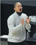  ?? KEITH BIRMINGHAM – STAFF PHOTOGRAPH­ER ?? Clippers coach Tyronn Lue has seen his team drop the first two games of both of this year’s playoff series.