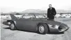  ??  ?? Legendary GM designer Harley Earl with the Firebird II concept car from 1956 – the same year the Design Dome was opened.
