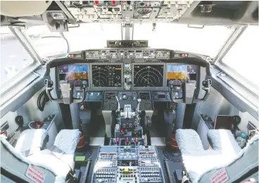  ?? Simon Dawson / Bloombe rg files ?? Boeing is pouring resources into making future cockpits more intuitive for pilots.