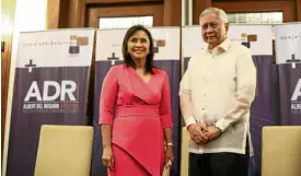  ?? —EARVIN PERIAS ?? INTERNATIO­NAL SUPPORT Vice President Leni Robredo and former Foreign Secretary Albert del Rosario call on the Philippine­s’ allies to help the country enforce an internatio­nal arbitratio­n court’s ruling against China in the South China Sea disputes.