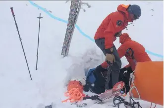  ?? KANANASKIS COUNTRY PUBLIC SAFETY ?? A man was seriously injured when he was buried by an avalanche in Kananaskis Country on Saturday.