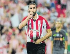  ?? FOTO: J. E. ?? Raúl García El navarro hizo un golazo ante el Dinamo tras centro de Beñat