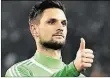  ?? DPA-BILD: MURAT ?? Hielt wieder einen Elfmeter: Sven Ulreich