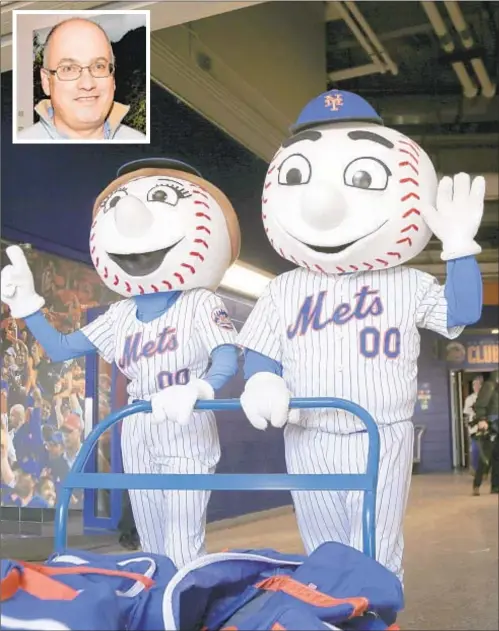  ?? AP PHOTO ?? Mr. and Mrs. Met can start helping Steve Cohen (inset) move into Citi Field office as his purchase of team is approved Friday.