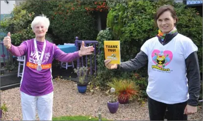  ?? Aidan Dullaghan/Newspics Photo: ?? Fiona McKenna with Joan Brady who along with other members of Dundalk Joggers and Walkers participat­ed in the Virtual Women’s Mini Marathon and raised €709 for the Bumbleance Children’s National Ambulance Service.