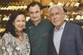  ??  ?? Mia Borromeo, chef Kevin Cherkas and Raul Manzano.