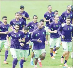  ??  ?? لاعبو الأهلي خلال تدريباتهم في معسكر النمسا (المركز الإعلامي بالنادي الأهلي)