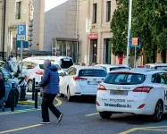  ??  ?? Luogo conteso Il piazzale antistante la stazione, dove è scoppiato il diverbio tra i due per questioni di parcheggio