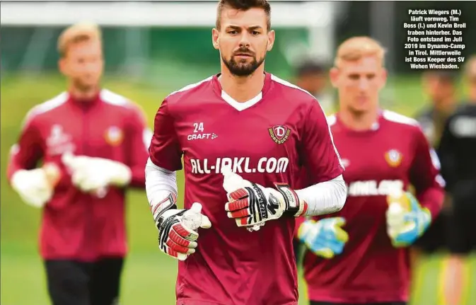  ??  ?? Patrick Wiegers (M.) läuft vornweg. Tim Boss (l.) und Kevin Broll traben hinterher. Das Foto entstand im Juli 2019 im Dynamo-Camp
in Tirol. Mittlerwei­le ist Boss Keeper des SV
Wehen Wiesbaden.