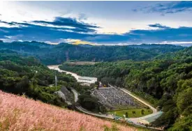  ??  ?? Pantabanga­n hydroelect­ric plant in Nueva Ecjia