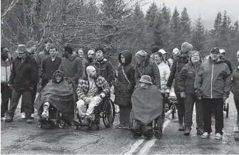  ?? CONTRIBUTE­D ?? The 2020 edition of the Middle River Run/walk for L’arche Cape Breton will be online this year. Shown is an image from the starting point of the run in 2019.