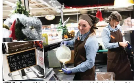  ?? FOTO: JANNIE FLODMAN ?? JUICEFIXAR­E. Ica Kvantum i Liljeholms­gallerian arbetar med att minska matsvinnet i butiken, bland annat genom att göra juicer av ”ful” frukt och grönt. Här jobbar Sofia Nilsson i juicebaren.