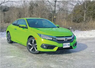  ?? LESLEY WIMBUSH / DRIVING.CA ?? The 2017 Honda Civic Coupe has broken free of its “safely inoffensiv­e” mould with an outrageous new appearance.