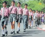  ?? HT FILE PHO ?? The number of applicatio­ns for school admissions under 25% RTE quota has crossed 4 lakh this year.