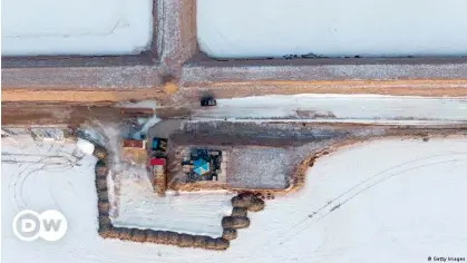  ?? ?? Salar de Uyuni, en Bolivia, uno de los principale­s yacimiento­s de recursos de litio del mundo.