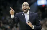  ?? THE ASSOCIATED PRESS ?? In this file photo, Memphis Grizzlies head coach David Fizdale directs his players during the first half of Game 5 in a first-round NBA basketball playoff series against the San Antonio Spurs in San Antonio.