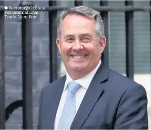  ??  ?? Colin Myler (left) and Tom Crone (centre), have been found in contempt of the House Of Commons. Les Hinton (right), has had no allegation­s upheld
Secretary Of State For Internatio­nal Trade Liam Fox