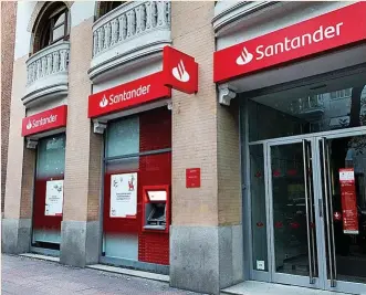  ?? ?? Oficina de Banco Santander.