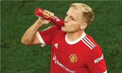  ?? Photograph: Matt West/REX/Shuttersto­ck ?? Donny van de Beek ‘has never ever let his mood affect his team and teammates negatively’, said Ole Gunnar Solskjaer, but ‘he knows what he needs to work on’.