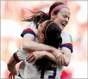  ?? AP/FRANCISCO SECO ?? Rose Lavelle (top) is congratula­ted by United States teammate Alex Morgan after her goal against the Netherland­s in the Women’s World Cup final Sunday.