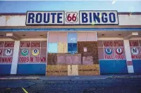  ?? ?? A now-abandoned bingo hall in Franklin Plaza in the Southeast Heights.