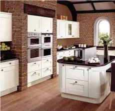  ??  ?? New look Create your perfect kitchen for entertaini­ng this Christmas