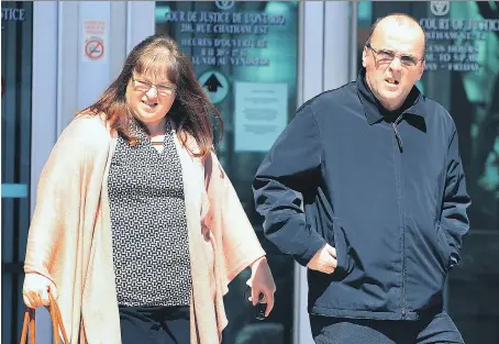  ?? DAN JANISSE ?? Caroline and Lorne Wagner exit the Ontario Court of Justice in Windsor on Wednesday during a break in their fentanyl-traffickin­g trial.