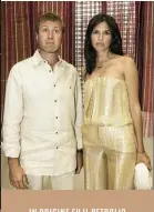  ??  ?? IN ORIGINE FU IL PETROLIO Roman Abramovič, 50 anni, con Dasha, modella figlia dell’oligarca Alexander Zhukov che ha sposato nel 2008, e da cui ha avuto due figli. A sinistra, Goga Ashkenazi, 37, miliardari­a kazaka che ha comprato il marchio Vionnet.