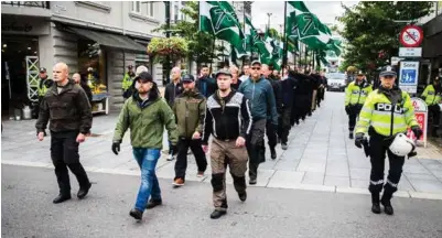  ?? ARKIVFOTO: JARLE R. MARTINSEN ?? De tre anmeldte knyttes til organisasj­onen «Den nordiske motstandsb­evegelsen Nordfront» – de høyreekstr­eme som 29. juli i fjor marsjerte gjennom Markens.