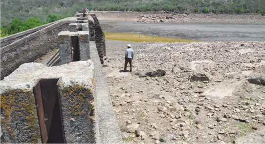  ??  ?? Hay presas que ya no tienen agua.