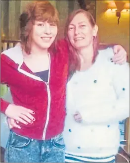  ??  ?? Libbi Toledo hugs her mum Judi. She was just 17 when she died