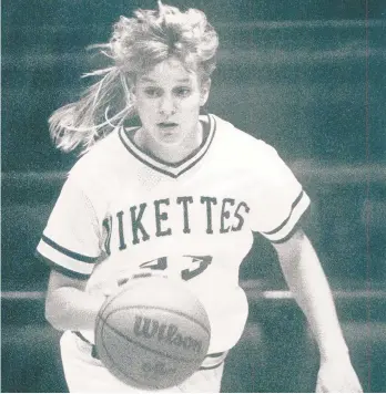  ?? THE MORNING CALL FILE PHOTOS ?? Michelle Marciniak was the National High School Player of the Year as well as Parade Magazine and Naismith Player of the Year after scoring 3,025 points during her time at Allentown Central Catholic.