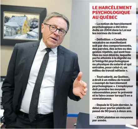  ?? PHOTO D’ARCHIVES, JEAN-FRANÇOIS DESGAGNÉS ?? Appuyé par tous ses collègues du conseil municipal, le maire de Lévis Gilles Lehouillie­r a nié en bloc, jeudi, les allégation­s de harcèlemen­t psychologi­que qui le visent, se disant victime d’un « coup monté ». Sur la photo, l’élu à l’hôtel de ville de Lévis, en mars dernier.