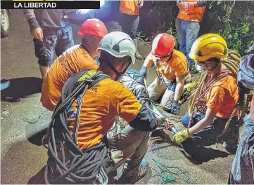  ?? ?? Comasagua LA LIBERTAD
Protección Civil recuperó el cuerpo de un hombre 55 años que fue arrastrado por el río San Luis.