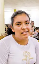  ??  ?? Saraí Morín tiene 14 años de edad y es irapuatens­e.