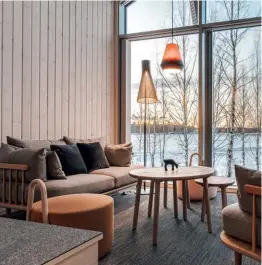  ??  ?? Right: the 62sqm
Land Suite is elevated on poles and boasts a sizeable living area, deck and a loft bedroom.
Below: depending on the season, guests will experience what it’s like to stay in a lodge that floats or sits frozen on a lake.