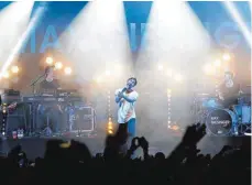  ?? FOTO: THOMAS WARNACK ?? Den Zuschauern hat es gefallen und Max Giesinger auch: Das Waldstadio­n Open Air hat gute Rückmeldun­gen erhalten.