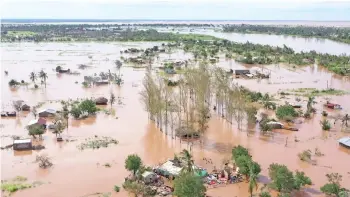  ?? — AFP photo ?? Widespread flooding in the Buzi area of Mozambique after the landfall of Cyclone Eloise on Jan 23, with wind speeds of 160 kilometres per hour.