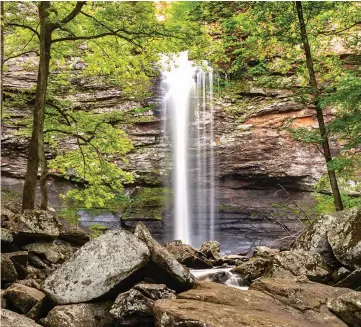  ?? PHOTOS COURTESY OF THE ARKANSAS DEPARTMENT OF PARKS, HERITAGE AND TOURISM ?? Cedar Falls in Petit Jean State Park is one of the best-known waterfalls in the state.