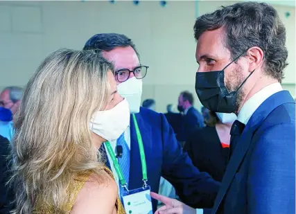  ?? EFE ?? Pablo Casado, Antonio Garamendi y Yolanda Díaz, ayer, en la Reunión del Círculo de Economía